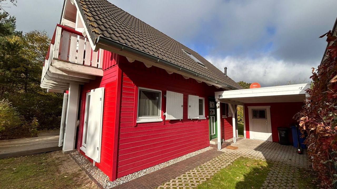 Fassade / Eingang Fassade / Eingang